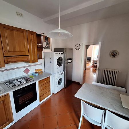 Arno River View Apartment Terraces, Free Parking Florence Ngoại thất bức ảnh